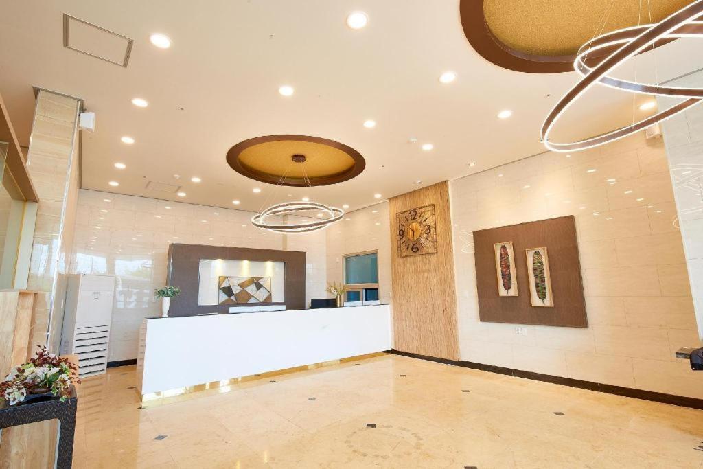 The Port Hotel Busan Exterior photo