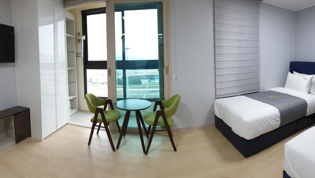 The Port Hotel Busan Exterior photo