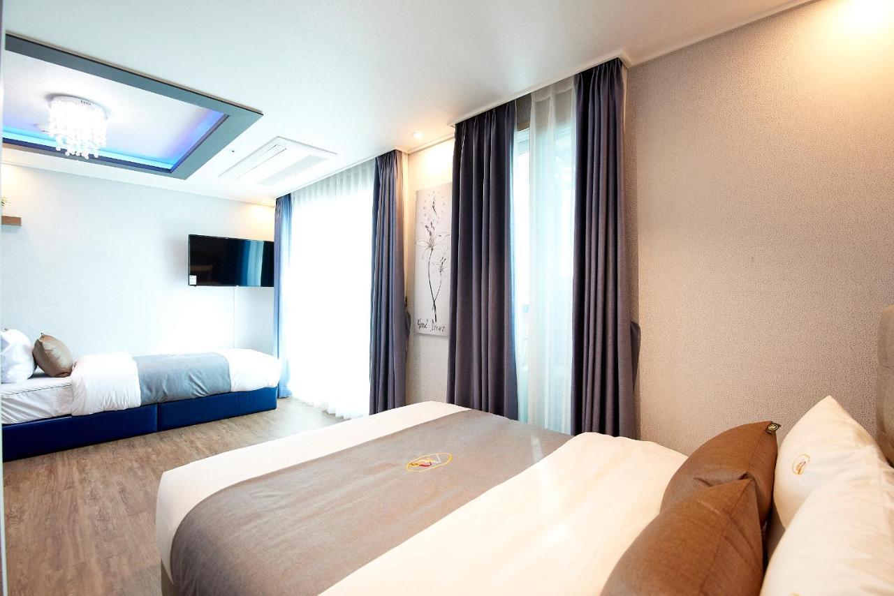 The Port Hotel Busan Exterior photo